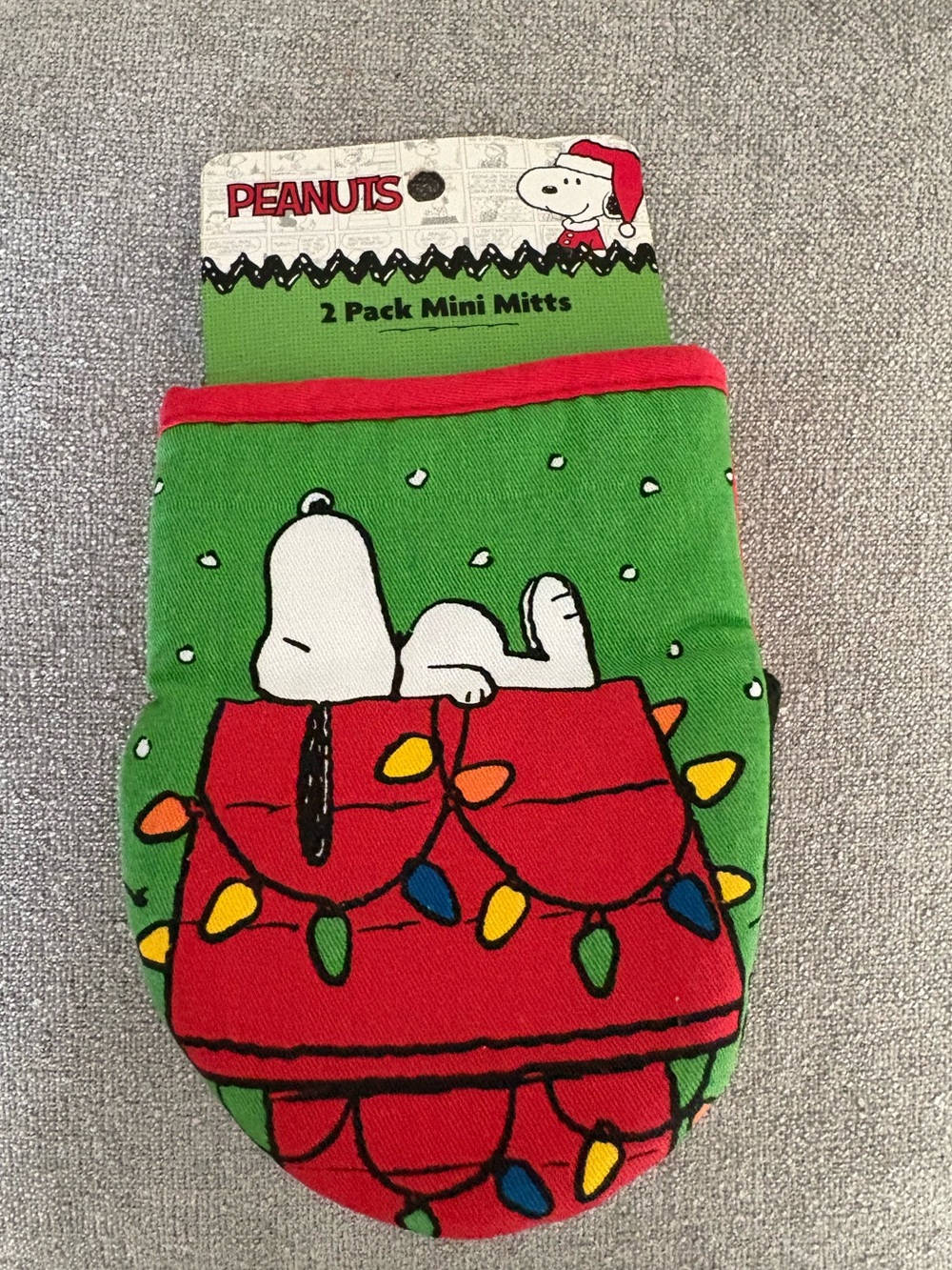 2 Pack Peanuts Snoopy Holiday Oven Mini Mitts 5.5 x 7”